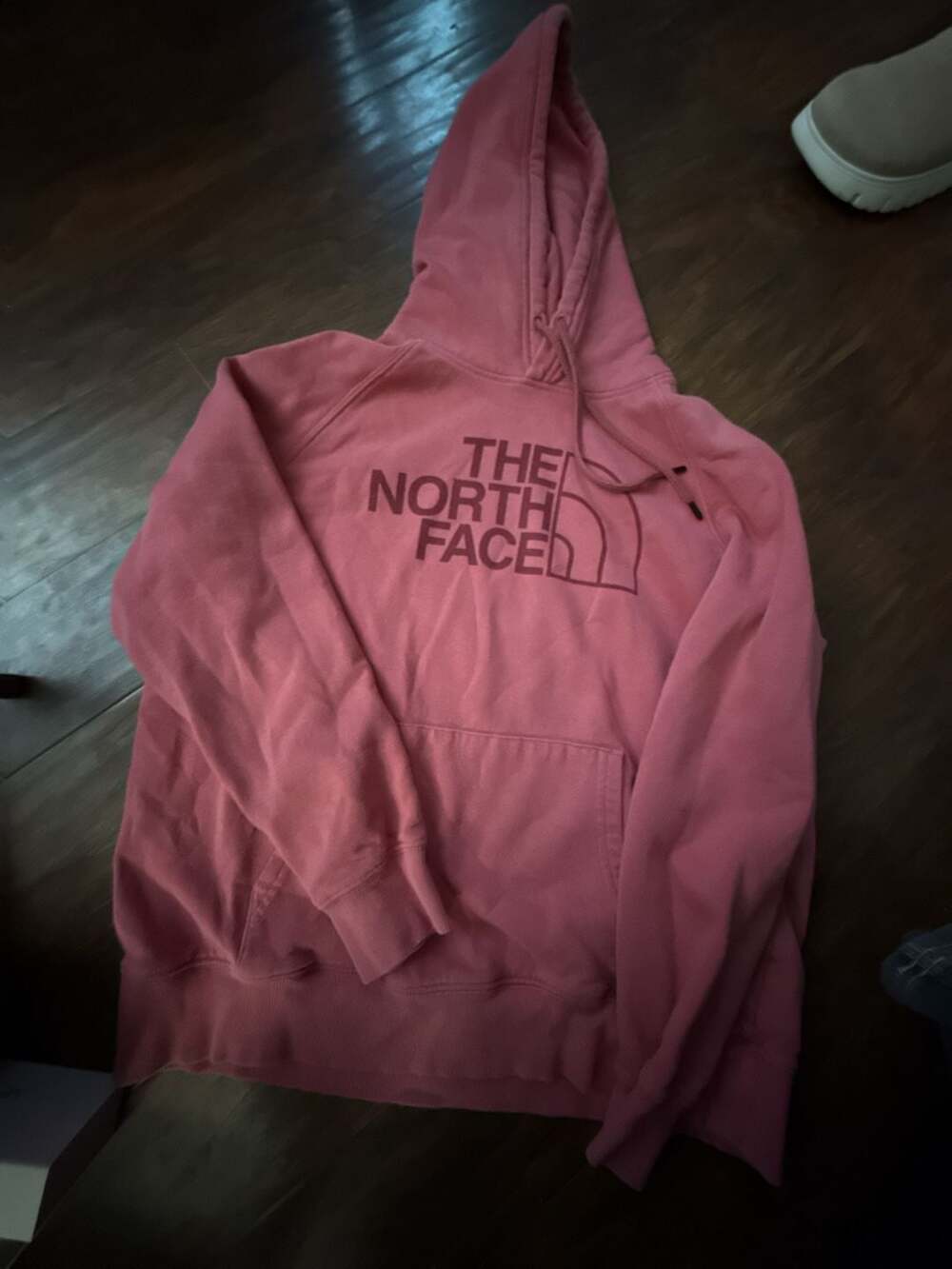 The North Face Women's Half Dome Logo Pullover Hoodie in Pink